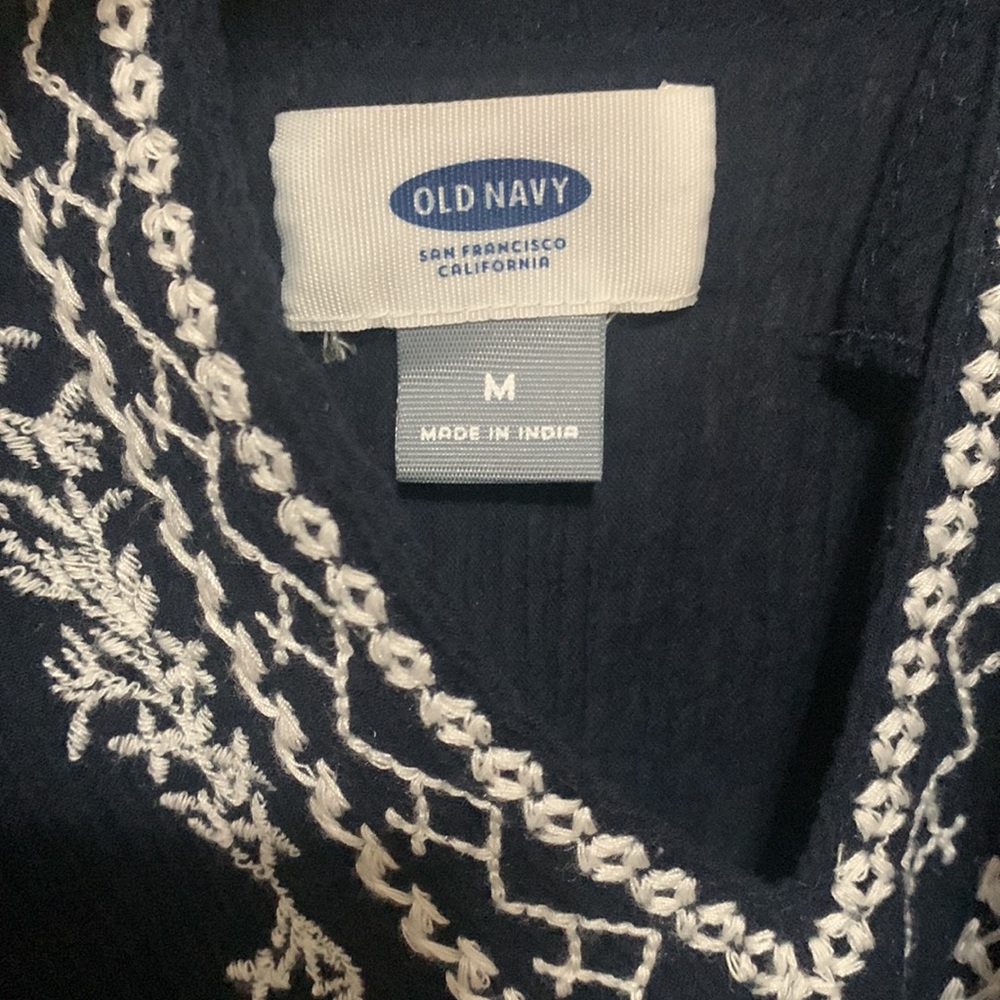 Old Navy cotton gauzy swim coverup. Navy blue in color. Size medium. - Picture 3 of 4